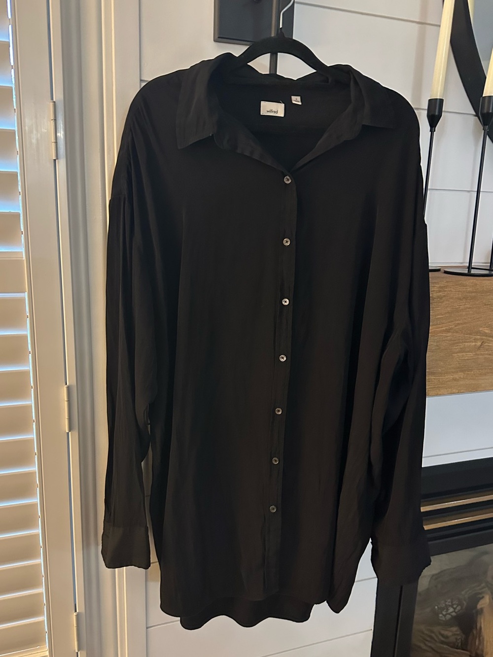 Wilfred Black Oversized Long-Sleeve Button-Down Shirt